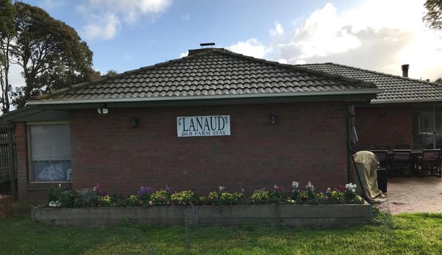 Lanaud Farm Stay
