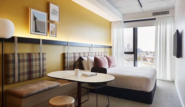 Lanbruk Richmond Hill Studio Apartment