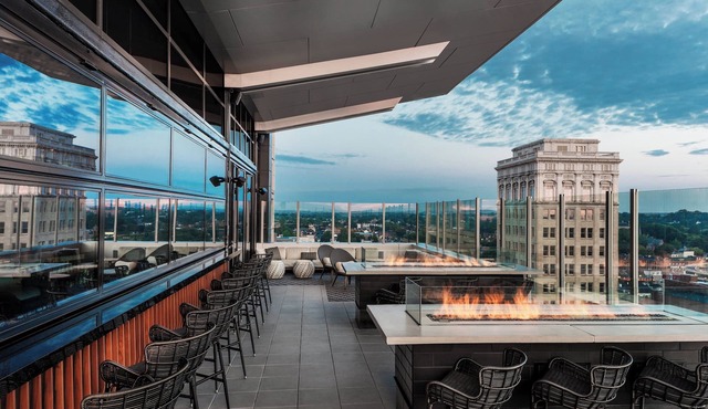 Lancaster Marriott at Penn Square