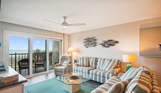 Land's End 304 building 9 Beautifully remodeled, beach front w|stunning views