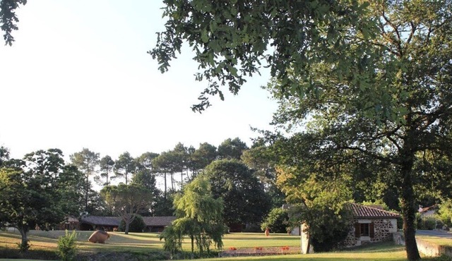 Landaise house 8 people with private jacuzzi