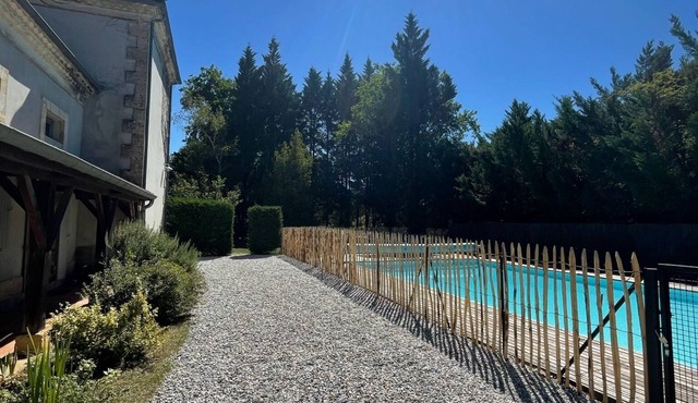 Landes, quiet, Large House with Swimming Pool