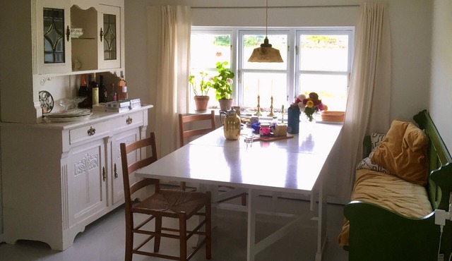 Landgrundstück im Dorf Flade auf Nordmors mit Blick auf den Limfjord