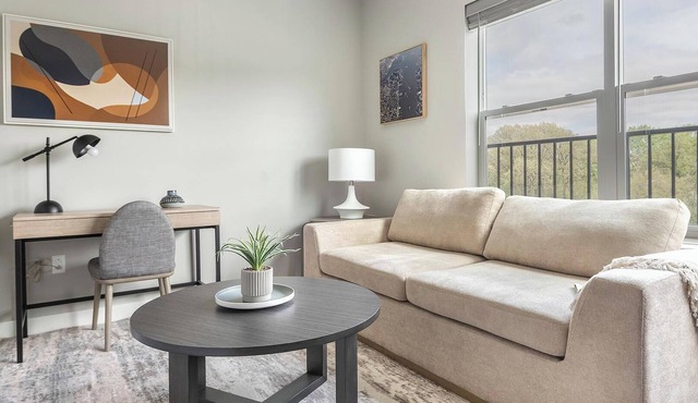 Landing | Amazing 1BD, Gym, Clubhouse