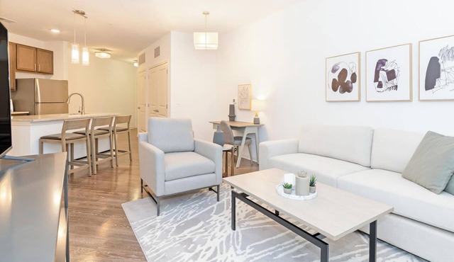 Landing | Amazing 1BD, Clubhouse, Gym