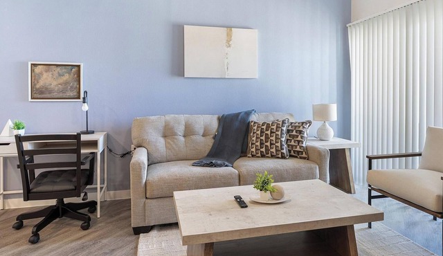 Landing | Amazing 1BD, Clubhouse, Pool