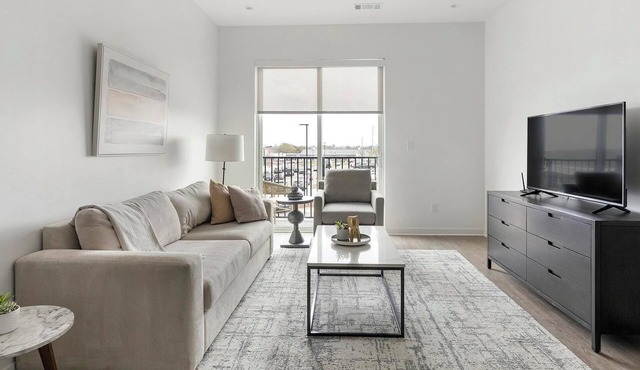 Landing | Amazing 1BD, Gym, Clubhouse