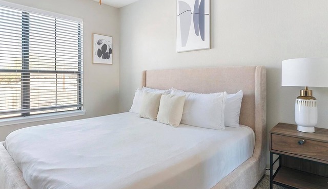 Landing | Amazing 1BD, Gym, Pool