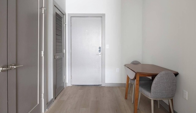 Landing | Amazing 1BD, Pool, Clubhouse