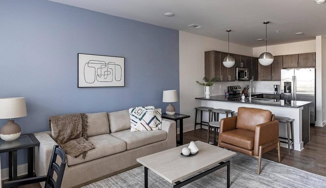 Landing | Amazing 1BD, Pool, Clubhouse