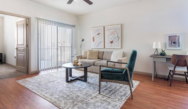 Landing | Amazing 1BD, Gym, Pool