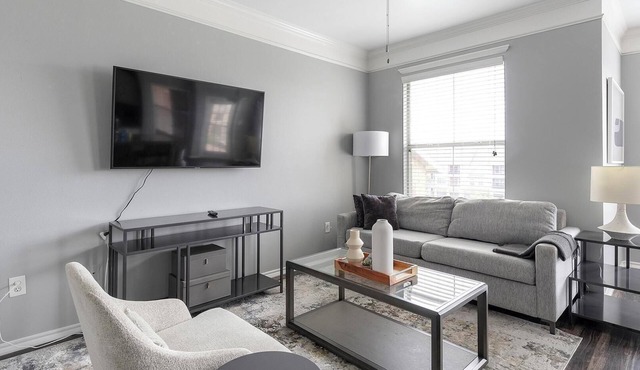 Landing | Amazing 1BD, Gym, Clubhouse