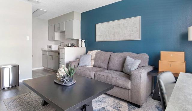 Landing | Amazing 1BD, Clubhouse, Gym