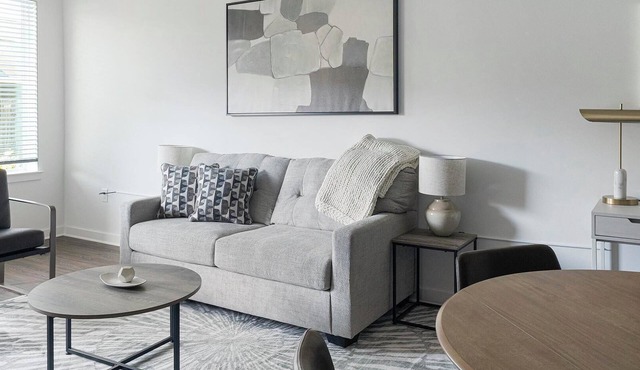 Landing | Amazing 1BD, Yoga Studio, Gym