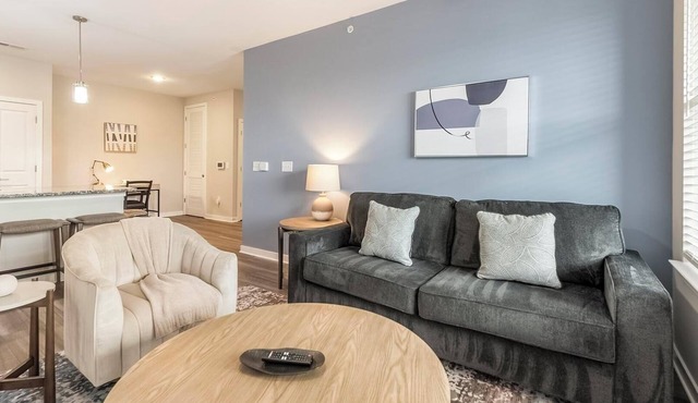 Landing | Amazing 2BD, Pool, Yoga Studio
