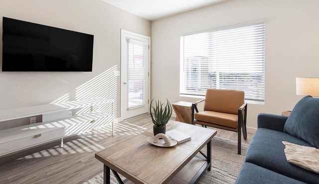 Landing | Amazing 2BD, Clubhouse, Gym