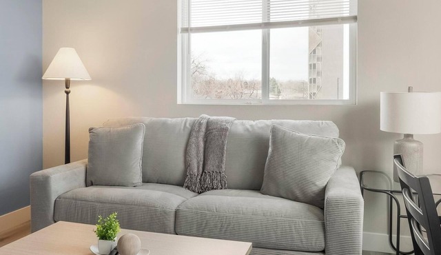 Landing | Amazing 2BD in Harvey Park South