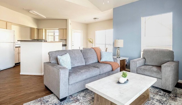 Landing | Amazing 2BD, Pool, Clubhouse