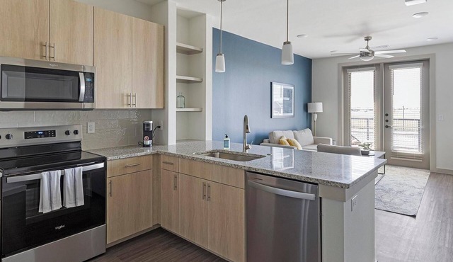 Landing | Amazing 2BD, Pool, Yoga Studio