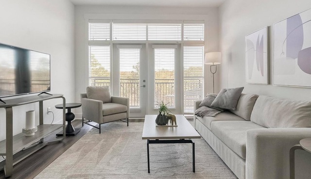 Landing | Amazing 2BD, Rooftop Lounge, Pool