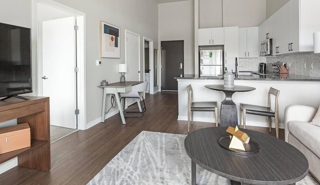 Landing | Amazing 2BD, Gym, Pool