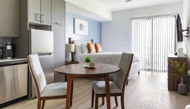 Landing | Amazing Studio, Clubhouse, Courtyard