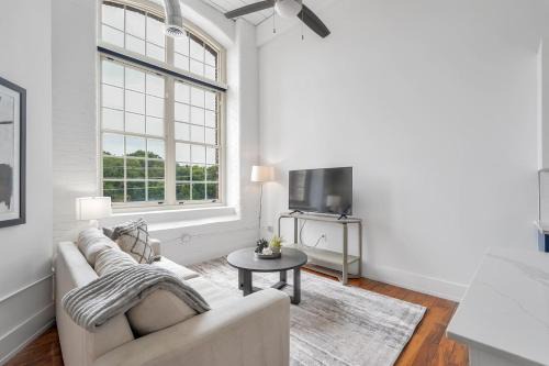 Landing Apartments - Greenville