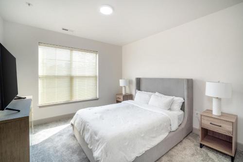 Landing Apartments near University of Cincinnati