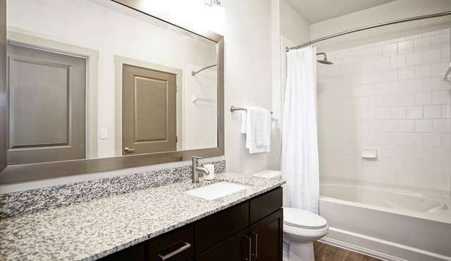 Landing at 4700 Colonnade - 2 Bedrooms in Overton