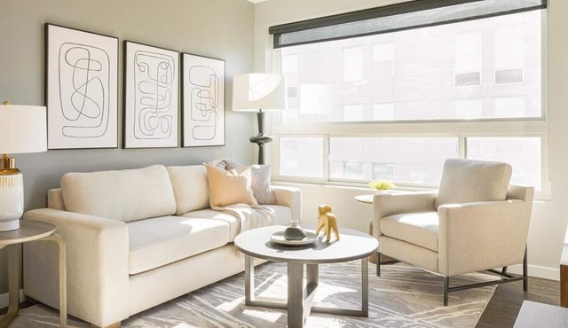 Landing at Aqua On The Levee - 1 Bedroom in Downtown Newport