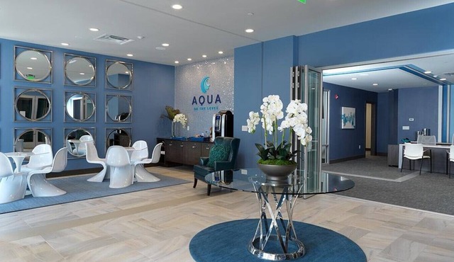 Landing at Aqua On The Levee - 1 Bedroom in Downtown Newport