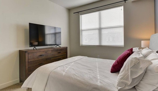 Landing at Aspira at Anthem - 3 Bedrooms in Downtown Herriman