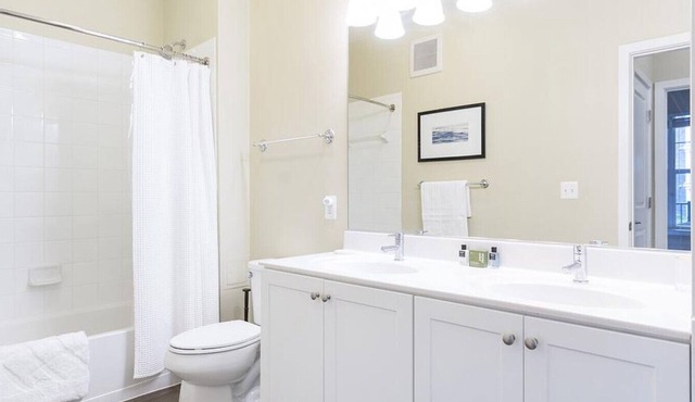 Landing at Avalon Laurel - 1 Bedroom in Downtown Laurel
