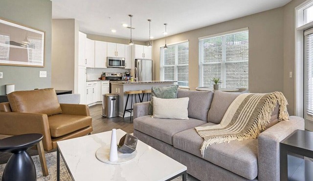 Landing at Blu on Farrington - 2 Bedrooms in Woodland Acres