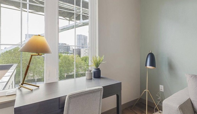 Landing at Bridgetown Lofts - 1 Bedroom in Northwest Portland