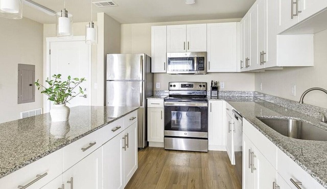 Landing at Camden Crossing - 2 Bedrooms in Fort Worth