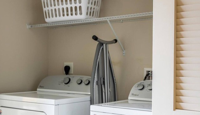 Landing at Edge 1909 - 1 Bedroom in Strip District