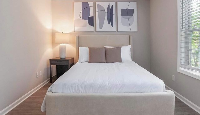 Landing at Enclave At Oakhurst - 2 Bedrooms in Oakhurst