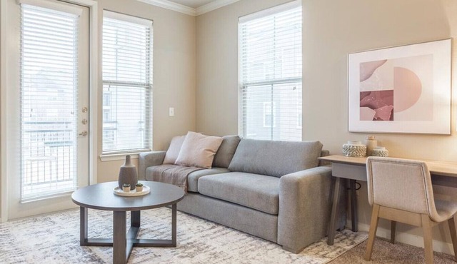 Landing at Encore Memorial - 2 Bedrooms in Downtown Bixby