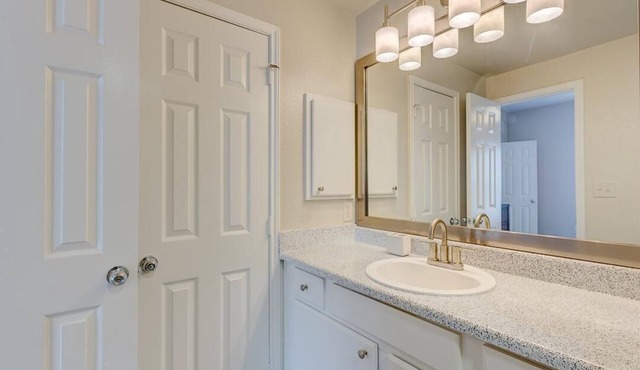 Landing at Franciscan At Bear Creek - 3 Bedrooms in Downtown Euless