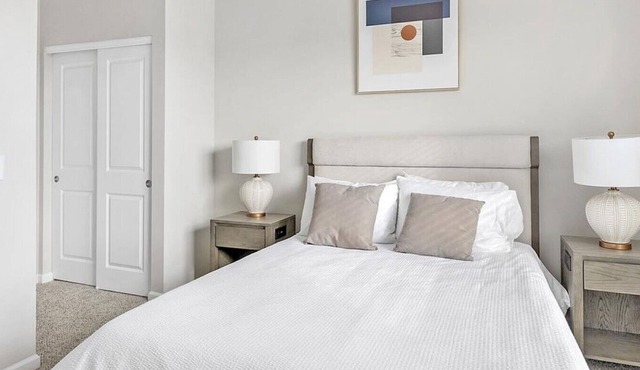 Landing at Grafton Park - 1 Bedroom in Riverside