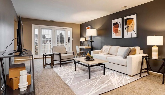 Landing at Gramercy - 1 Bedroom in Downtown Carmel