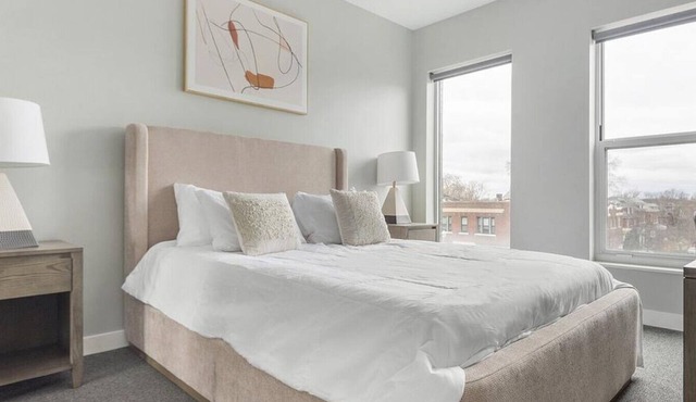 Landing at Grand Flats - 1 Bedroom in Compton Heights