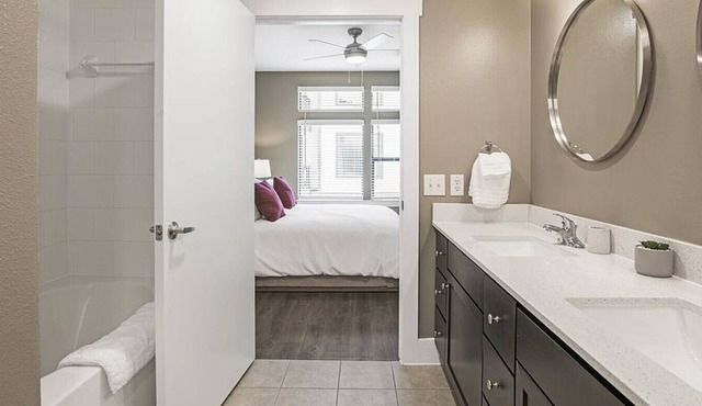 Landing at Haus 5350 - 2 Bedrooms in Allandale