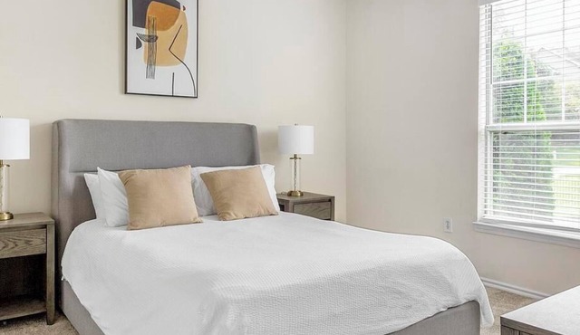 Landing at Jefferson at Westtown - 2 Bedrooms in West Goshen