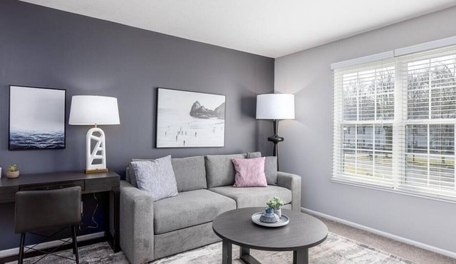 Landing at Lake Club at Polaris - 1 Bedroom in Downtown Columbus