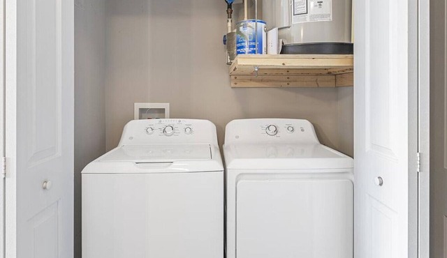 Landing at Landmark Lofts - 2 Bedrooms in Downtown Hilliard