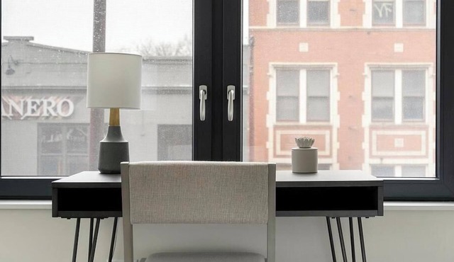 Landing at Logan Apartments - Studio in Logan Square