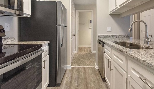 Landing at Madison at Schilling Farms - 1 Bedroom in Downtown Collierville