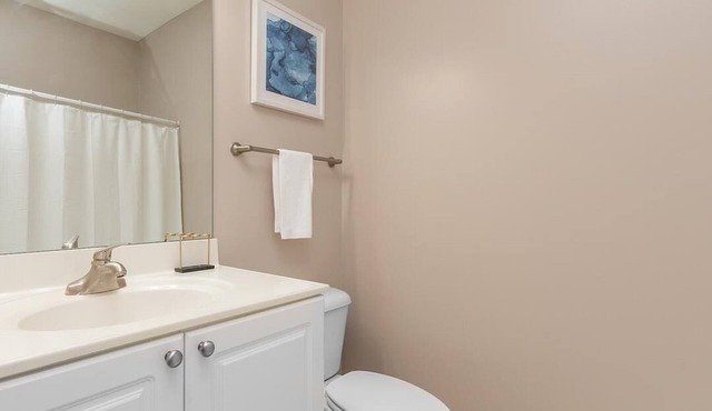 Landing at Marble Cliff Commons - 2 Bedrooms in West Scioto